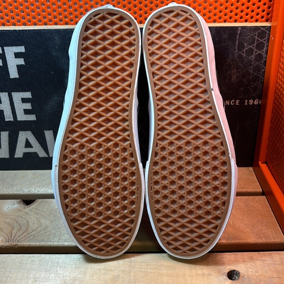 Vans Women’s Tie Dye Slip-on - Picture 7 of 9